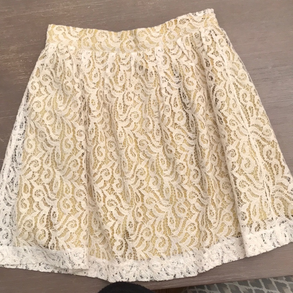 Lace pencil skirt, cream and chartreuse